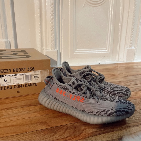 YEEZY BOOST 350 V2 - Beluga. Men’s 6/Women’s 7.5 US. - Picture 2 of 6